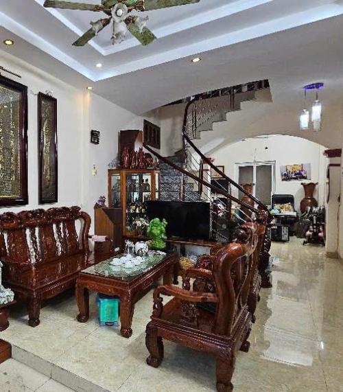 Nhà phố phân lô Nguyễn An Ninh, Hoàng Mai - 5 tầng, thang máy, ô chờ xe, kinh doanh sầm uất.